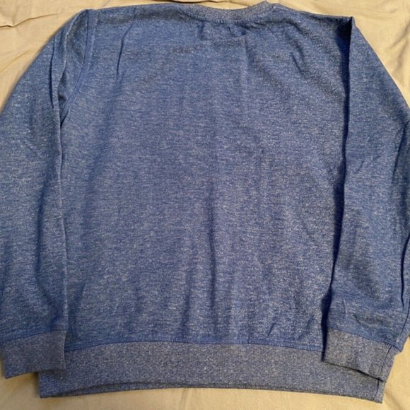 DC Shoes Sweater - Picture 2 of 5